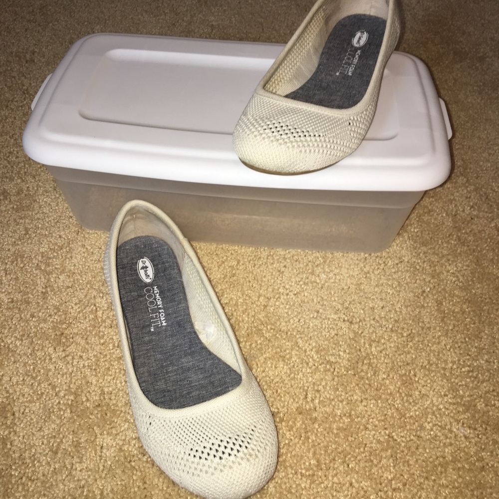 Off White Flats